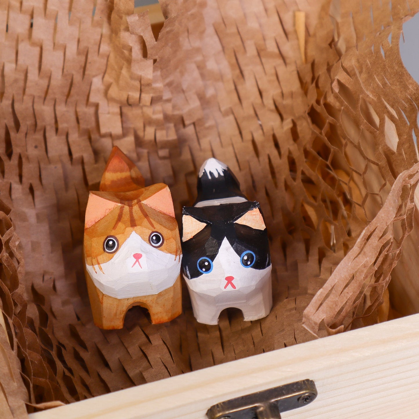 Hand-Carved Cat Painting Kit
