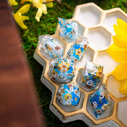 Bees And Flower Handmade Resin DND Dice Set