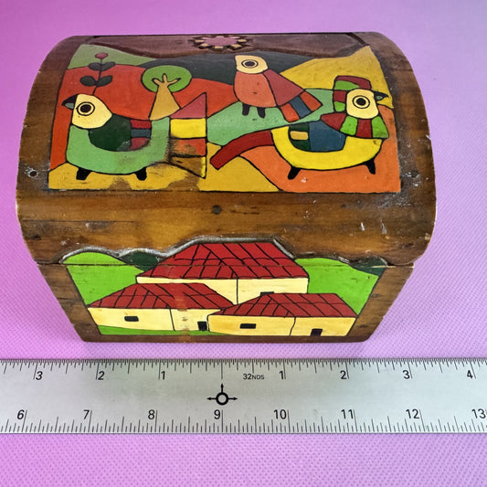 El Salvadorian Painted Folkart Box