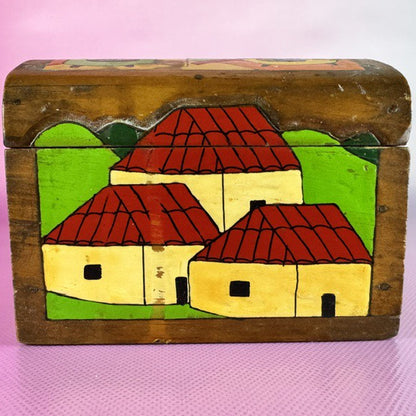 El Salvadorian Painted Folkart Box