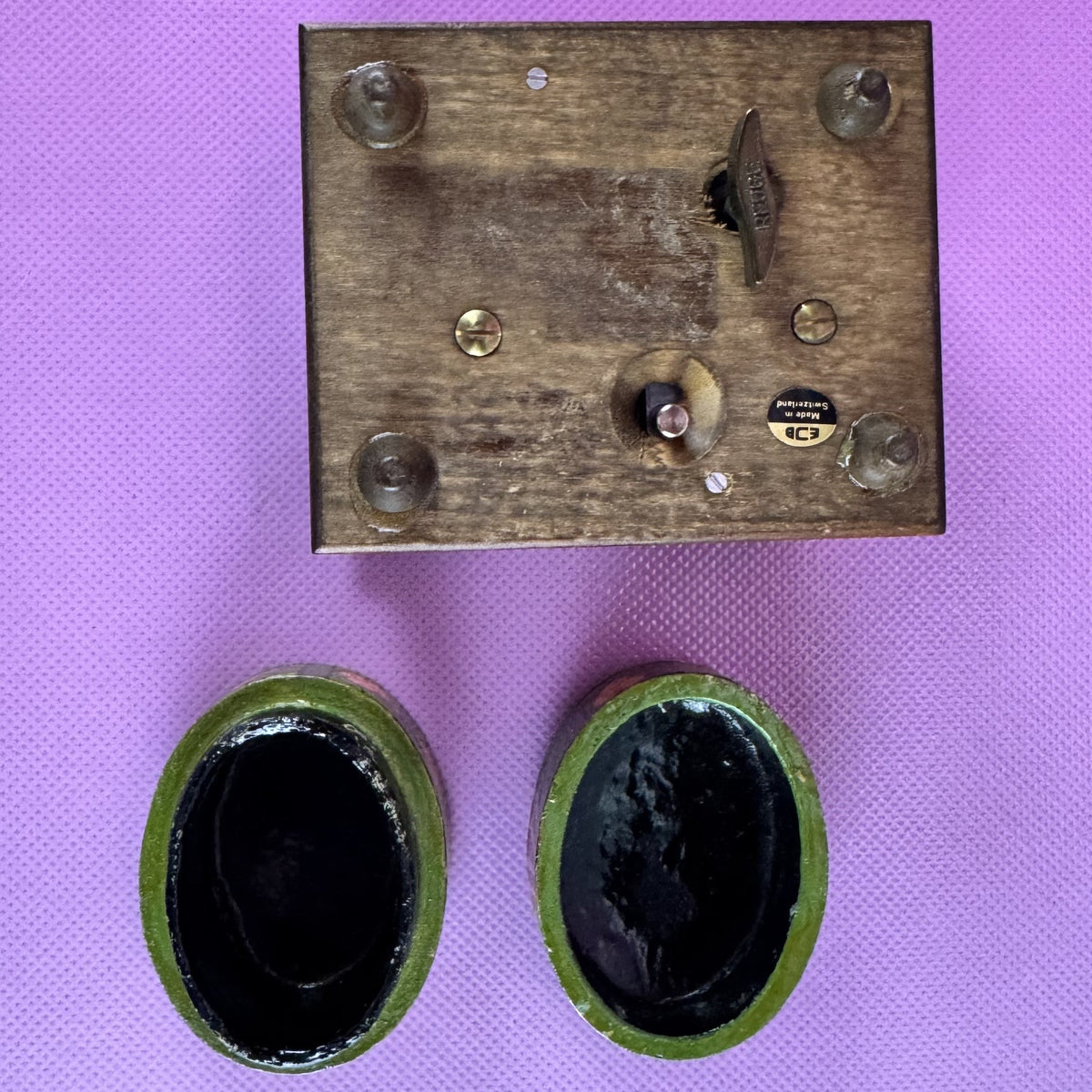 Twee Pair of Kitty Keepsakes: Ring Box and Tiny Music Box