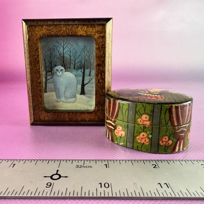 Twee Pair of Kitty Keepsakes: Ring Box and Tiny Music Box