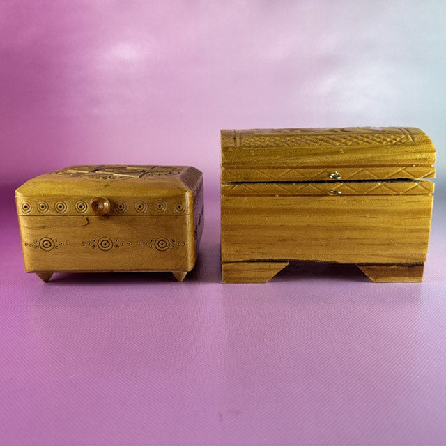 Hand-carved, Blond Wooden Pair of Trinket Boxes