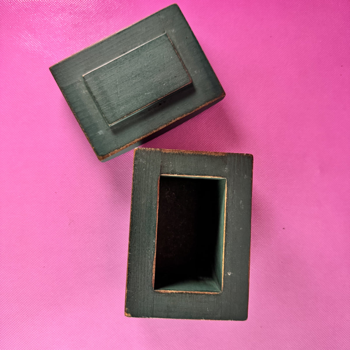 Green Wooden Lidded Trinket Box