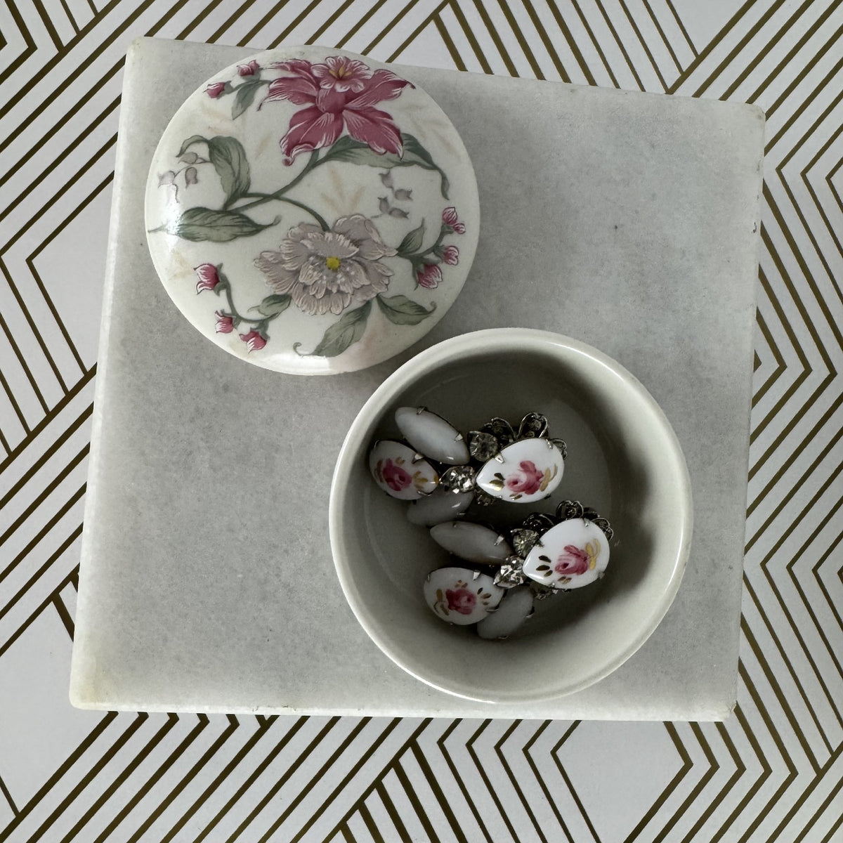 Vintage Prima Otagiri Japan Trinket Box and Costume Jewelry Bee Clip-on Earrings