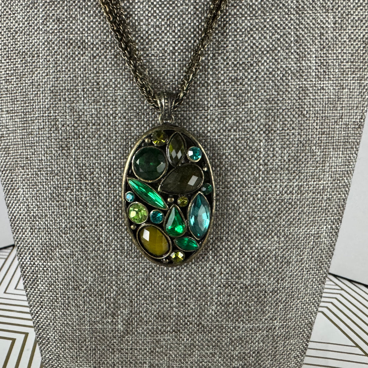 Oval Crystal Costume Necklace with Gunmetal Chain