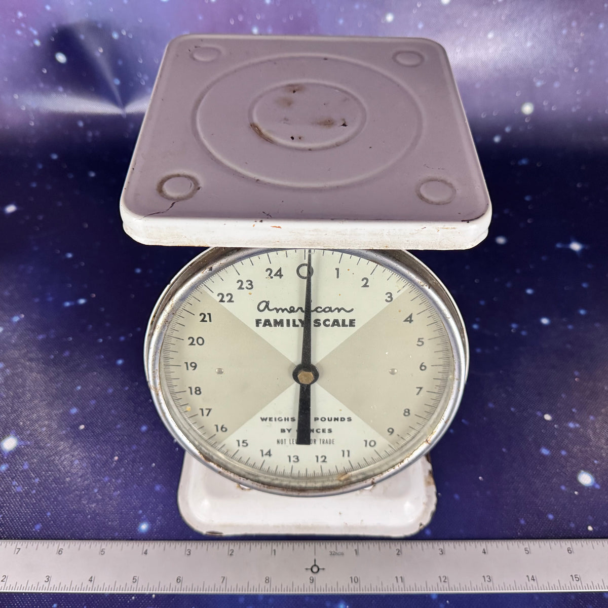 White Antique American Family Household Kitchen Scale