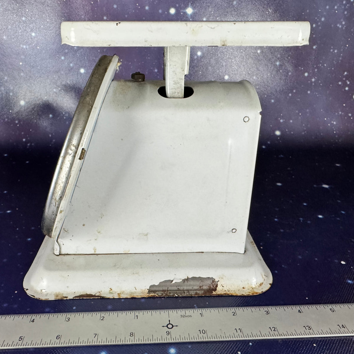 White Antique American Family Household Kitchen Scale