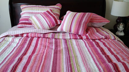 Reversible Stripe Quilt Set – Bold, Cozy & Colorful Bedding