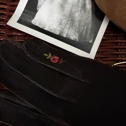 Embroidered Brown Doeskin Gloves